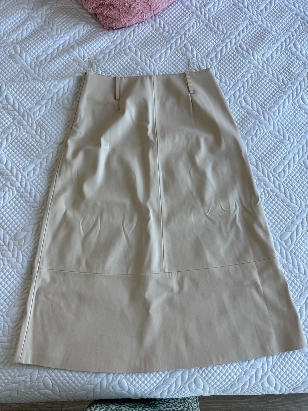 Mango Cream Faux Leather Midi Skirt with Round-Buckle Belt - Picture 4 of 6